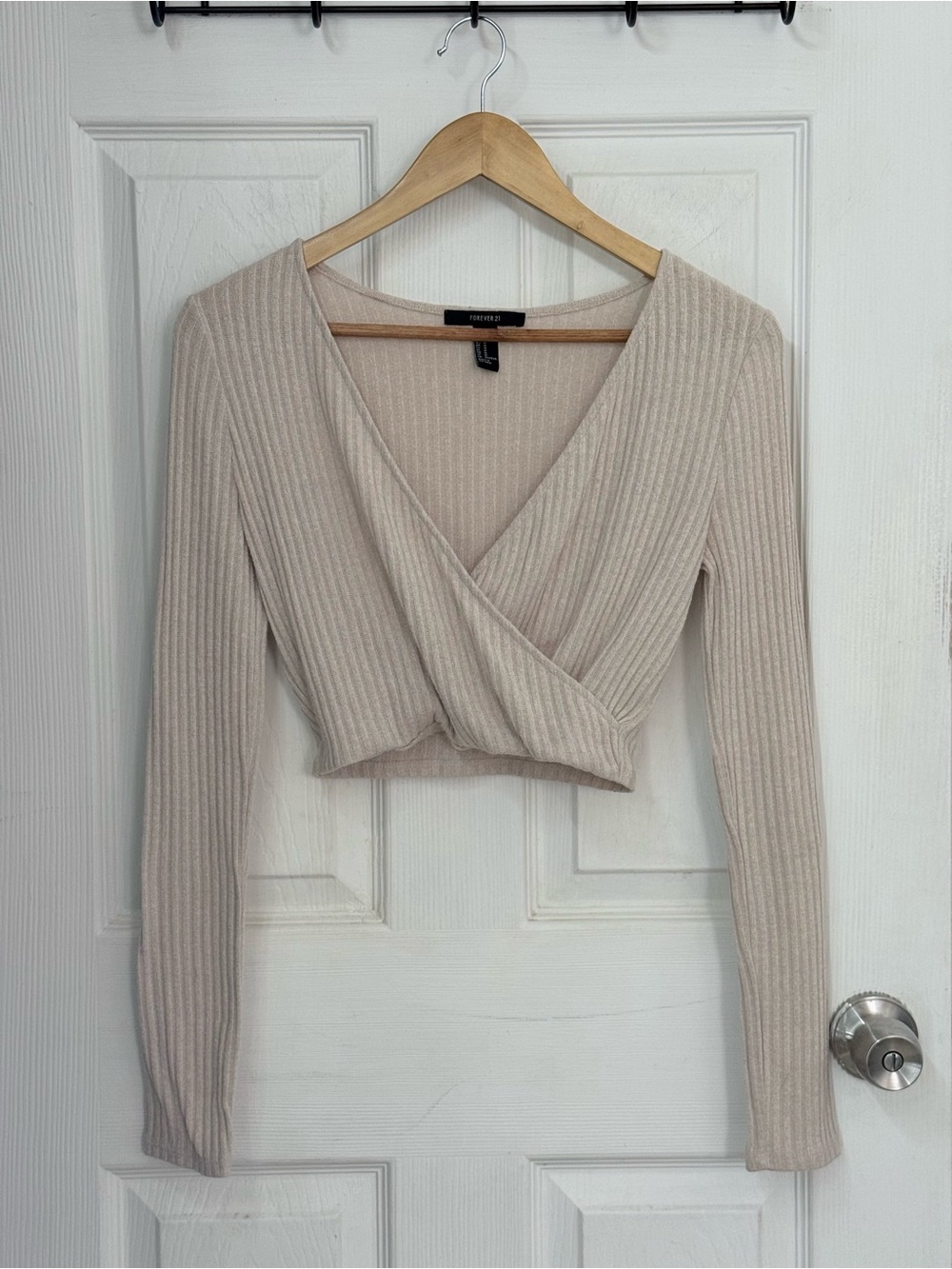 FOREVER 21 Ribbed Knit Wrap Front Cropped Sweater Top Beige Oatmeal Cream Size M